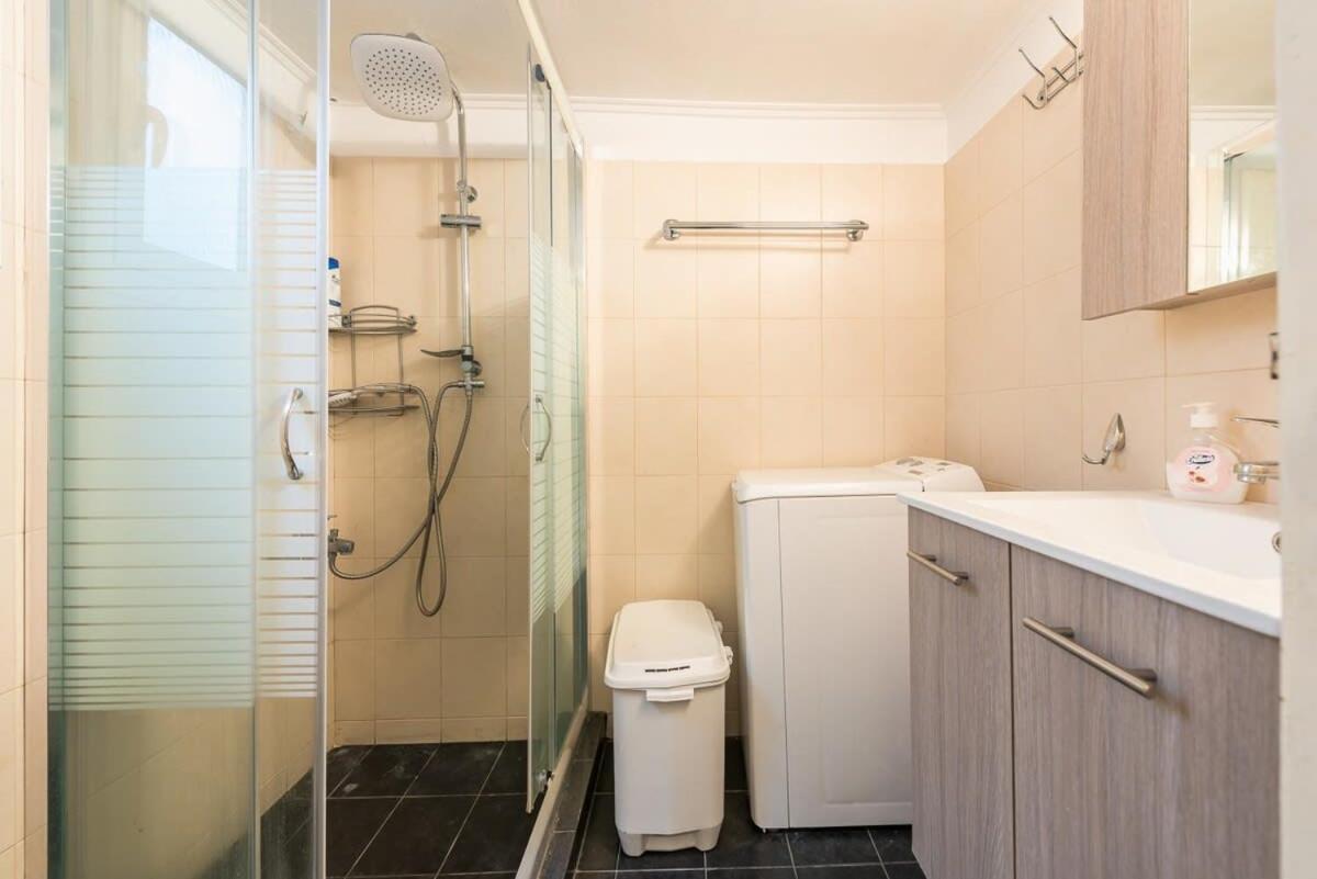 Topfloor Central Apt With Urban Views,3' To Metro Athen Exterior foto
