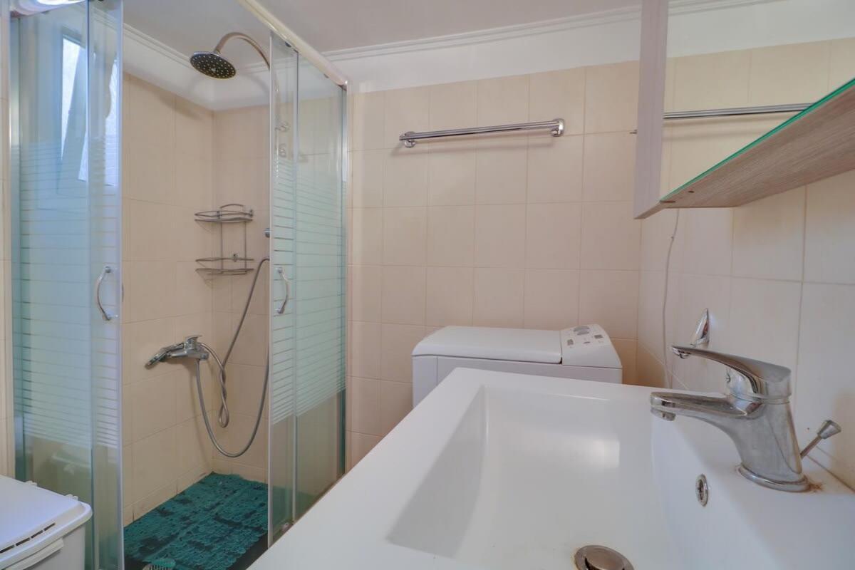 Topfloor Central Apt With Urban Views,3' To Metro Athen Exterior foto