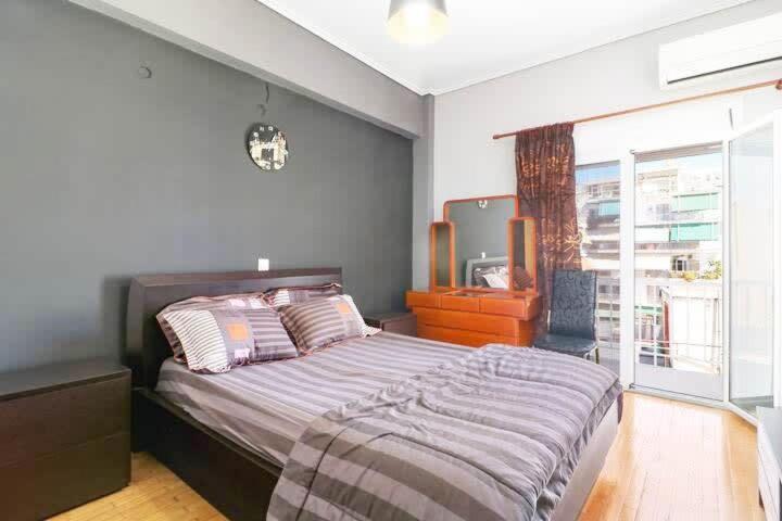 Topfloor Central Apt With Urban Views,3' To Metro Athen Exterior foto